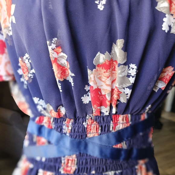 Just Fab Women's Dress - Picture 4 of 6